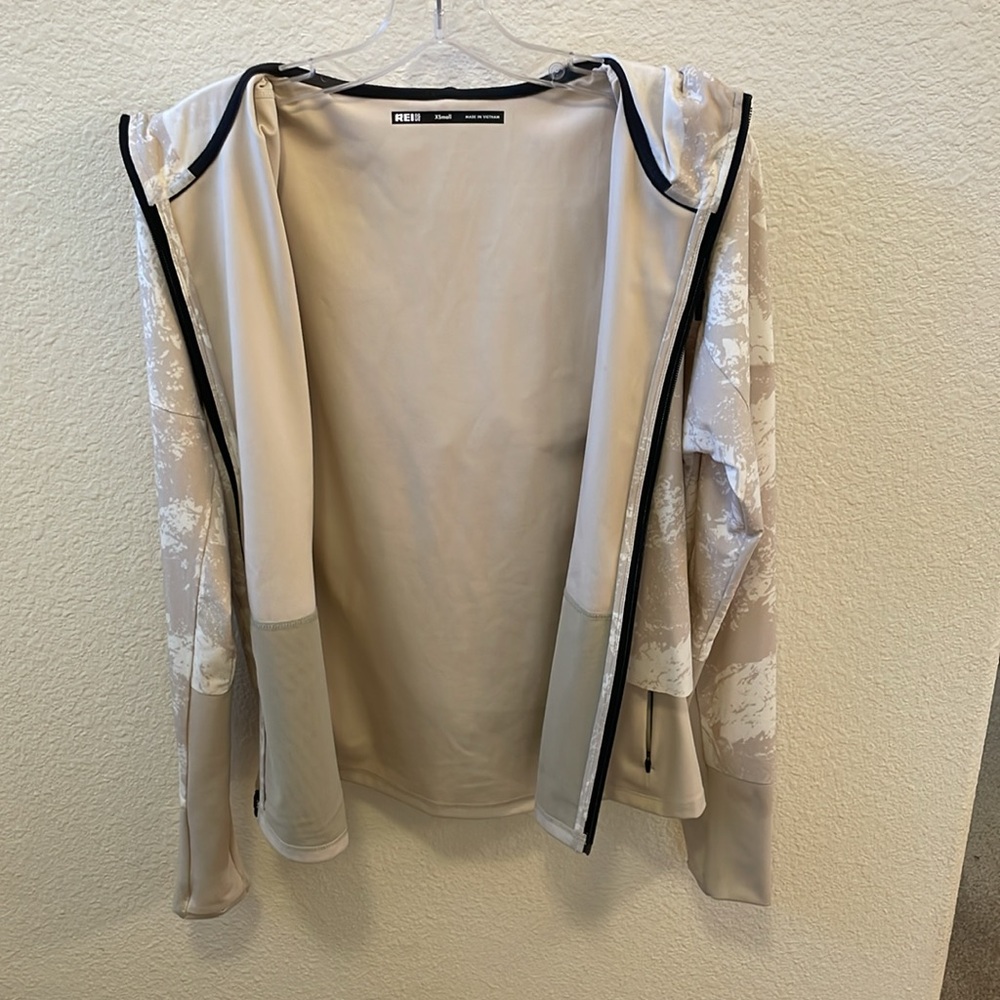 REI Women’s Jacket Size XSmall - Picture 10 of 12